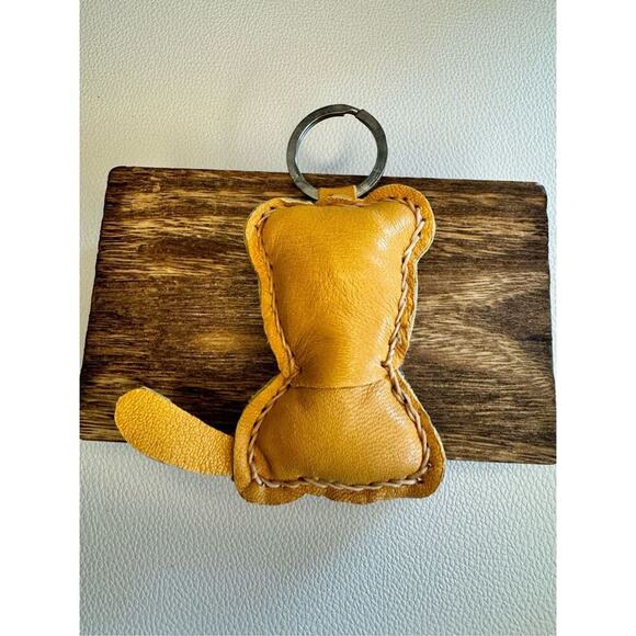 Tiger Keychain Leather Zoo Animal Charm NEW FAST SHIP - Picture 2 of 3